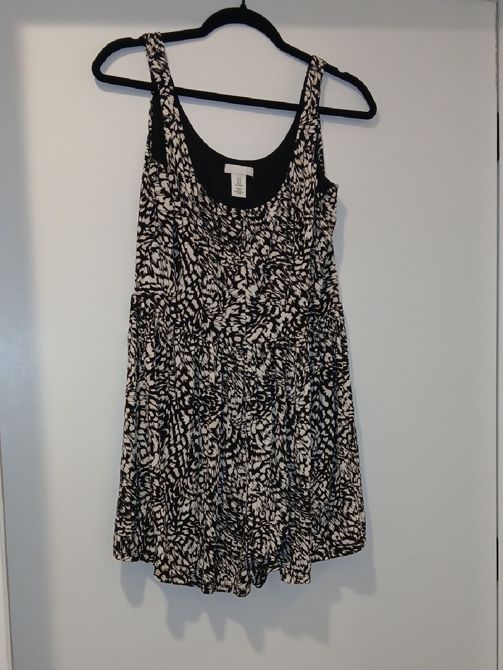 Black & White Print Sleeveless Romper